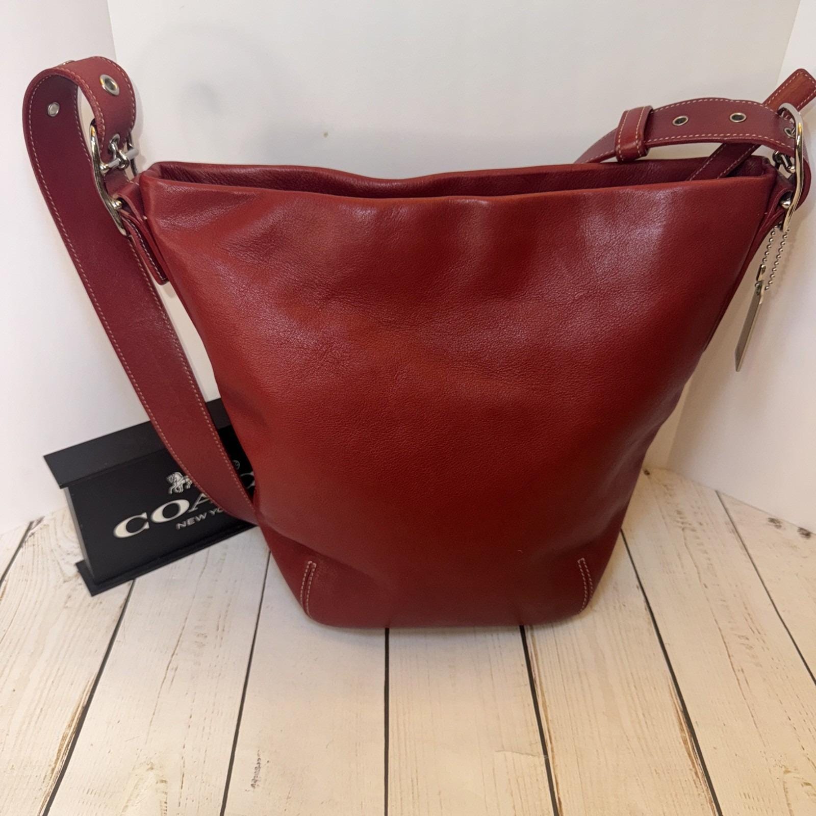 バッグ COACH Vintage Leather Bucket Shoulder COACH® | Vintage Bucket Bag
