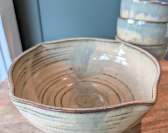 Handmade Serving Bowl Gift, Pottery Salad Bowl, Housewarming Gift for New Home, Ceramic Pasta Bowl, Wedding Gift