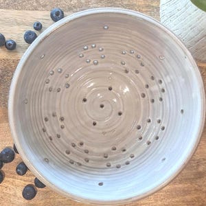 Ceramic Colander Rustic Handmade Small Stoneware Fruit Bowl Wheel Thrown Berry Strainer Farmhouse Pottery Kitchen Decor Large