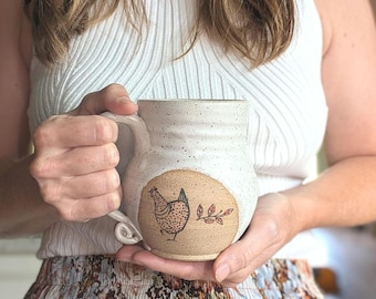 Kleiner Hühner-Kaffeebecher, handgefertigter kleiner Steingutbecher, Landhausküche