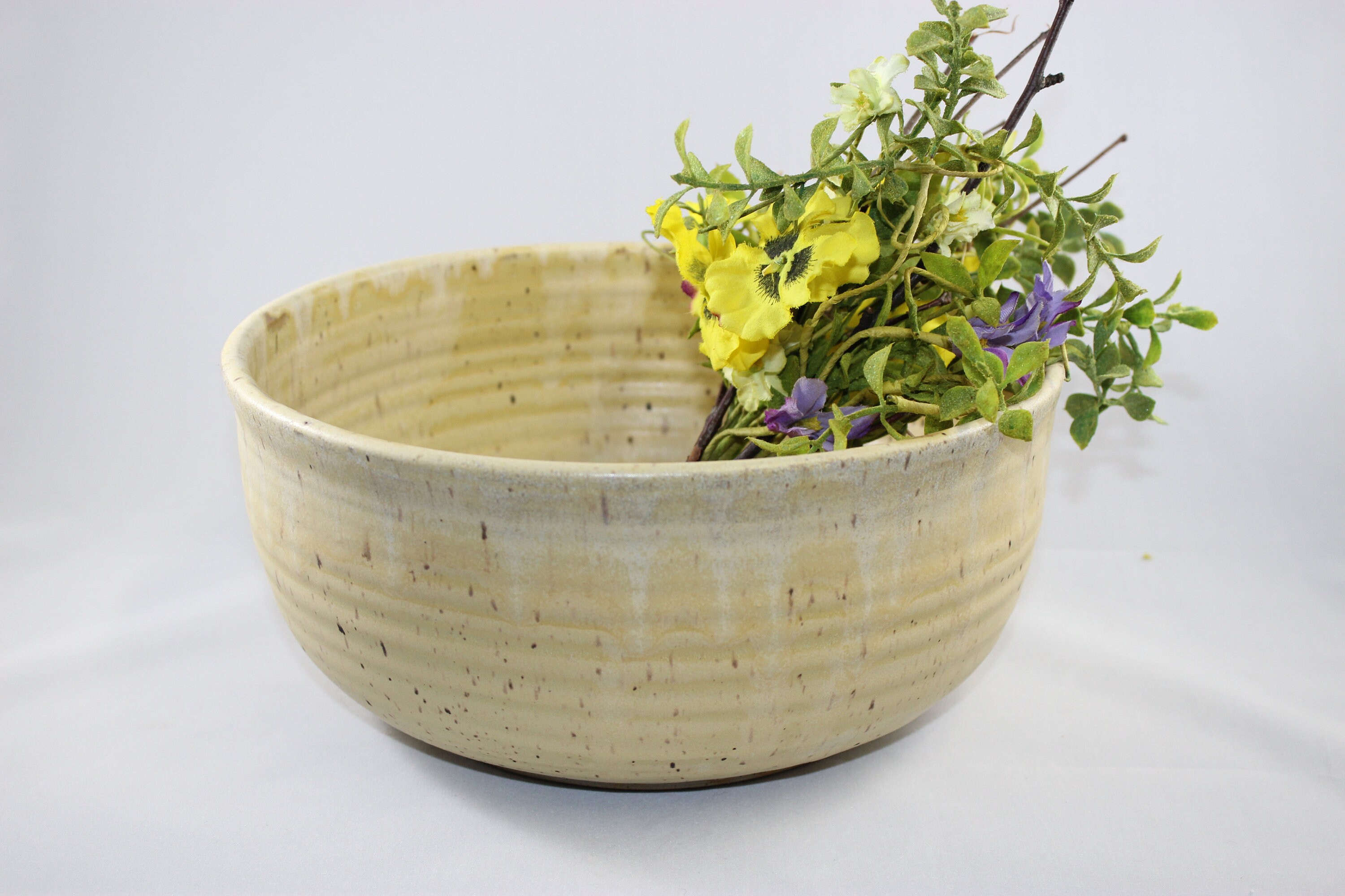 Large pottery serving bowl / Stoneware family sized salad bowl Etsy