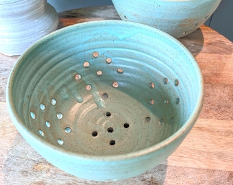 Handmade Berry Bowl, Ceramic Colander, Wheel Thrown Stoneware Fruit Bowl, Farmhouse Kitchen Decor