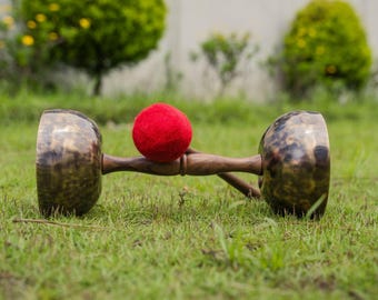 Podwójna misa śpiewająca w pełni księżyca: 7-metalowe uzdrawianie czakr – nuty C i F