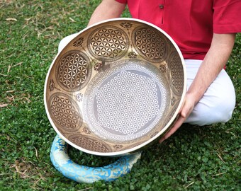 Large Flower of Life Tibetan Singing Bowl: Handcrafted 7-Metal, Deep Sound Healing, Mindfulness