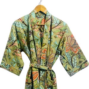 Green Botanical Print Cotton Kimono Robe: Organic Floral Loungewear