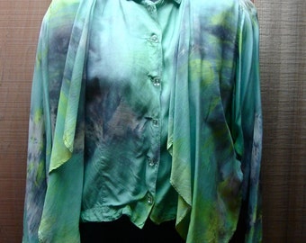 Vintage 1980s Boho Style Loose Oversized Layered Rayon Blouse in Sea Green Mist