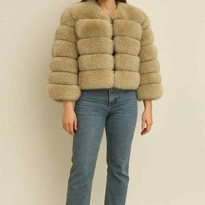 Women’s Genuine Fur Coat – Luxury Winter Fur Jacket with Detachable Long Sleeves, Warm Fluffy Vest Style Outerwear