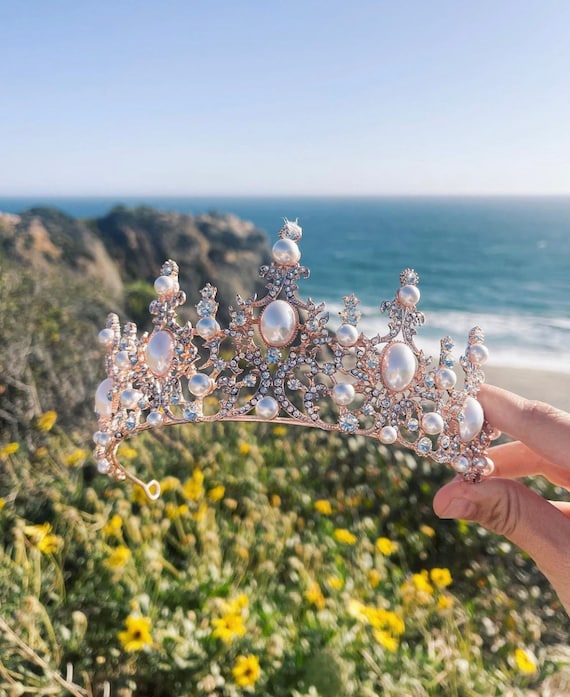 The Ariel Celebration Tiara - Disney - the Little Mermaid  display picture 1