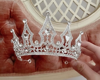 The Briar Rose Tiara - Disney - Sleeping Beauty - Silver