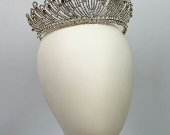 ティアラページ ブライダルアクセサリーのアンナンウェディング