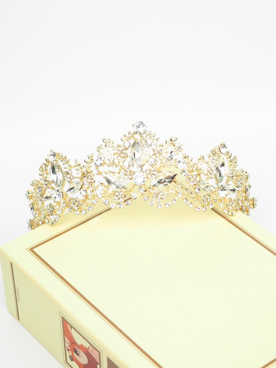 ラプンツェルのティアラ - ディズニー - ゴールド - Etsy 日本