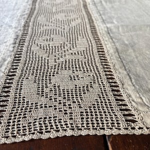 1930s Antique Natural Linen Table Runner, Ecru Filet Crochet with Shell Stitch Scalloped Edges