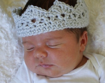 Corona de crochet personalizada: disfraz de príncipe bebé, accesorio para fotos