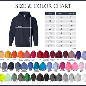 Puede incluir: Una sudadera con capucha azul marino con una tabla de tallas y colores. La tabla enumera las medidas de pecho y largo en pulgadas para las tallas S a 5XL. Se muestra una amplia gama de colores, incluyendo naranja, rojo, verde y morado.