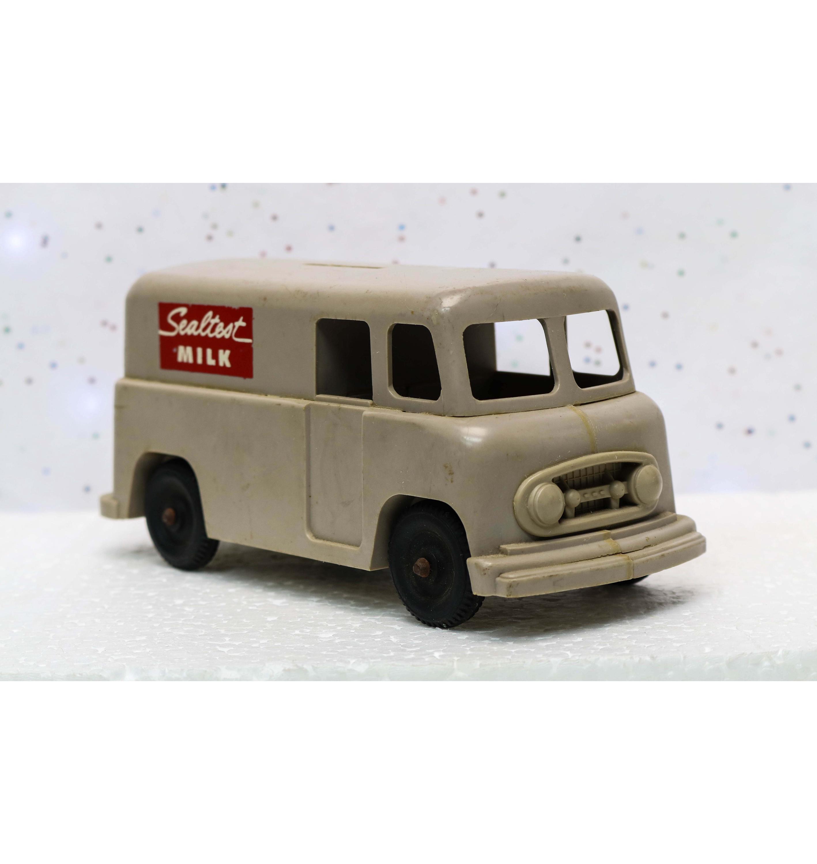 ヴィンテージ ミニカー Milk Truck 1950s Milk Truck - Etsy