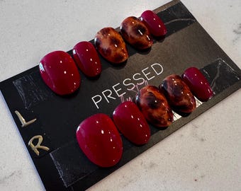 Red Fall Press On Nails: Hand Painted Tortoiseshell Accent Nails