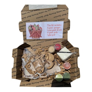 DIY kit for strawberry basket