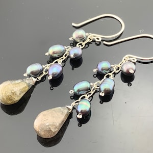 Labradorit & Pfau Perlen · Lange Kaskaden Ohrringe · 925 Sterling Silber · Irisierendes Edelstein Geschenk · Handgemacht für Sie