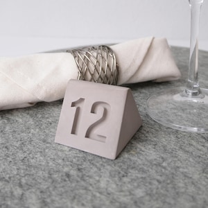 Set of 20 Modern Concrete Style Table Numbers for Restaurants & Weddings • Minimalist Plaster Table Signs • Industrial Cafe Decor • Markers