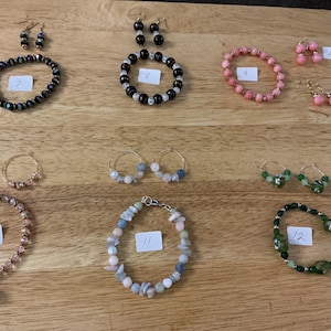 Jewelry bracelet and earrings set