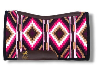 Handwoven Western Contour Saddle Pad – Navajo Style Wool Blanket Pad with Leather Wear Guards, Horse Tack Gift