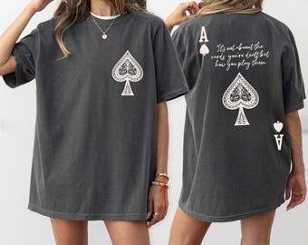 Camiseta de as de picas con colores cómodos para jugadores de cartas, camiseta bohemia de naipes, camiseta con cita inspiradora, regalo para una salud mental positiva.