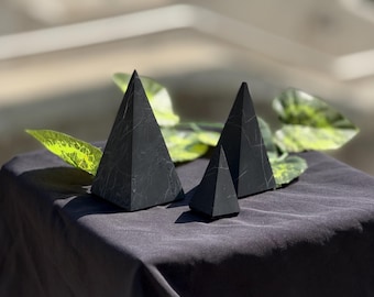 Unpolished Shungite Pyramid – Natural Raw Finish, Authentic Karelia Stone, Energy Protection & Grounding