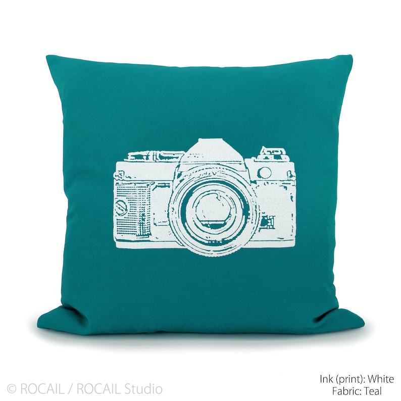 Personalized pillow case with vintage camera print 12x18, 16x16, 18x18, 20x20 custom decorative cushion cover, Modern urban decor image 2