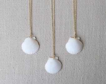 White Florida Scallop Shell Necklace - 18k Gold Filled