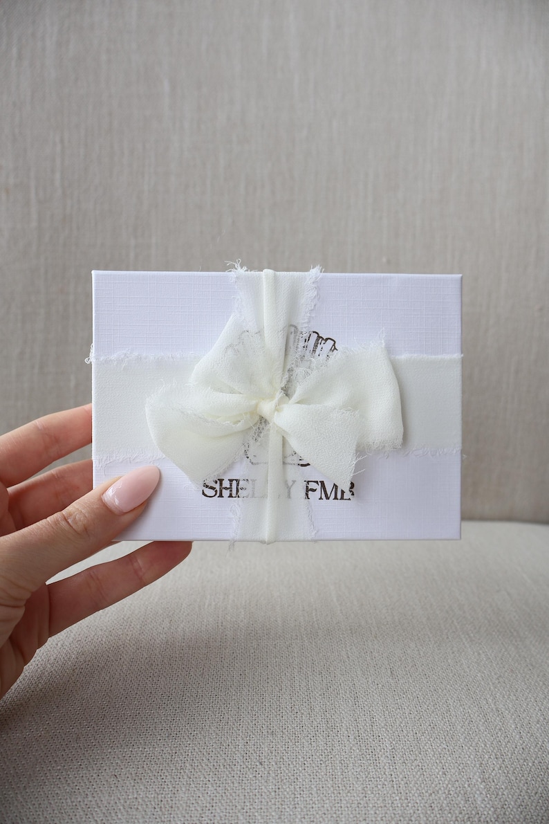 Custom Wine Charm - Florida Scallop Shell (Painted White) and Gold Initial image 4