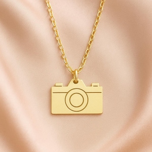 Collana con macchina fotografica retrò • Argento Sterling 925K • Ciondolo ricordo • Regalo per figlia • Gioielli per fotografi • Regalo per amanti della macchina fotografica