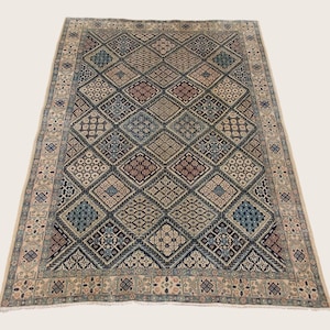 Vintage Nain Wool Rug 4x5.5ft – Hand-Knotted Blue & Beige Floral Medallion Carpet – Oriental Traditional Accent Rug for Living Room Decor