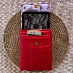 Red Quilted Kindle Sleeve: Oasis Scribe Colorsoft Paperwhite, Padded E-Reader Cover with Pockets