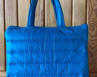 Blue Quilted Laptop Sleeve: Padded Waterproof Macbook Case with Zipper