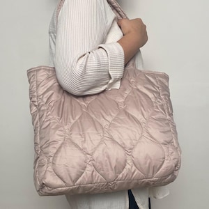 Large Quilted Tote Bag: Zipper and Drop Patterned, Puffer Oversized Shoulder Bag, Multi Pocket Women&#39;s Weekender Bag, Puffy Lightweight Tote
