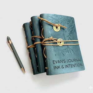 Diario de viaje personalizado de cuero vegano, diario de aventuras, cuaderno de senderismo personalizado, cuaderno de bitácora de viaje rústico recargable, regalo para viajeros
