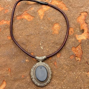 The Sovereign Scar Amulet. Command Stone of Revealed Power. Bound in the Rite of Hidden Fracture image 2
