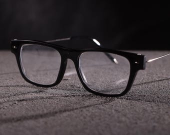Handmade Buffalo Horn Eyeglass Frames: Natural, Lightweight, Comfortable Glasses