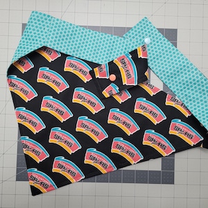 Cute NBA San Antonio Spurs Dog Bandanas, Pet Bandanas, Tie & Snap Style, Reversible and washable doggie apparel/bandanas. Five size options. New! HexTeal/Spurs