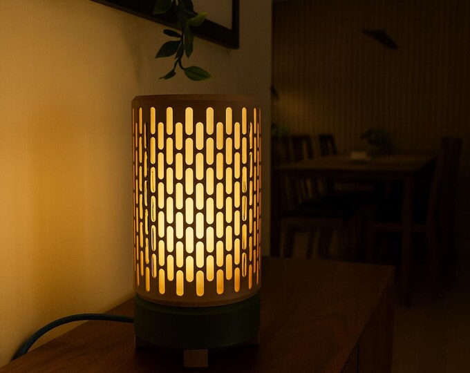 3D printed LED lamp | USB table lamp made of PLA & PETG | Modern bedside lamp | Sustainable home lighting | Gift idea