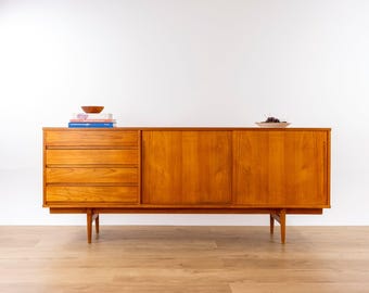 Danish Mid Century Modern Teak Sideboard - (D1521)