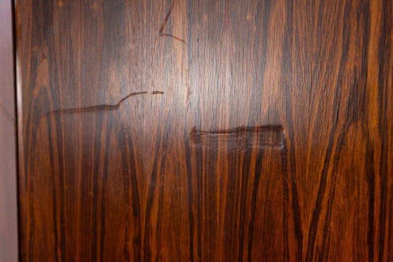 Danish Modern Rosewood Corner Cabinet - (326-211) image 7
