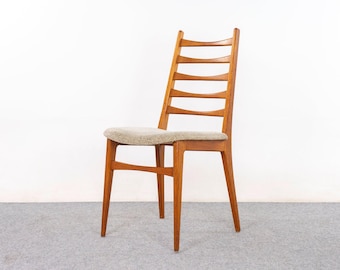 1 Danish Mid Century Teak Chair - (326-137.2)