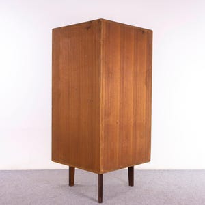 Danish Modern Rosewood Corner Cabinet - (326-211) image 9