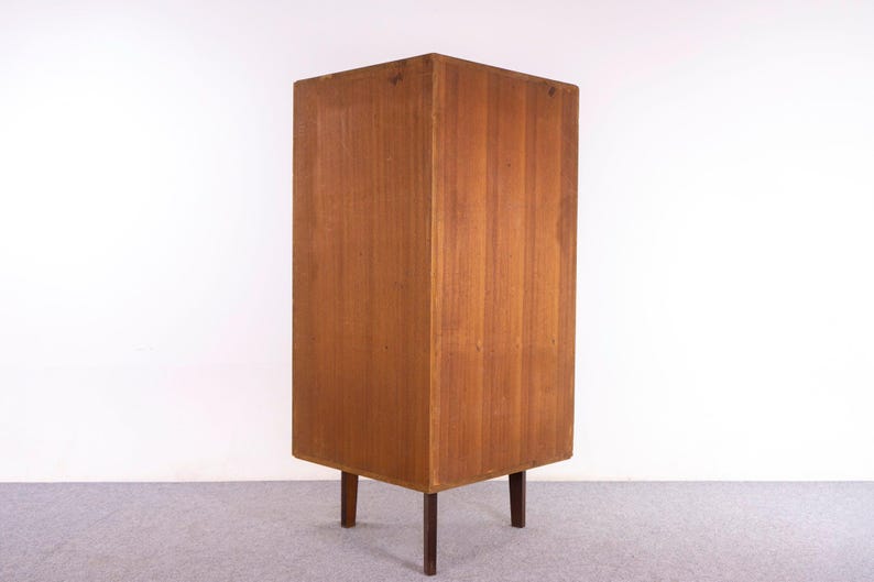 Danish Modern Rosewood Corner Cabinet - (326-211) image 9