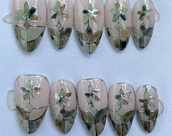 Catedral de Jardín / Uñas postizas con diseño floral de vitral / Pintadas a mano, reutilizables, tamaño personalizado / Elegantes uñas botánicas verdes