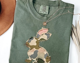 Faux Printed Patchwork Camouflage Bunny Shirt, Vintage Cottagecore Camo Easter Comfort Colors TShirt, Spring Floral Graphic Tee, EA10