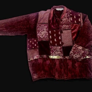Vintage 90s Flashback Patchwork Art to Wear Jacket - Whimsigoth Velvet Tapestry Paisley Boho Cardigan Coat - Burgundy Wine Red Size 2XL