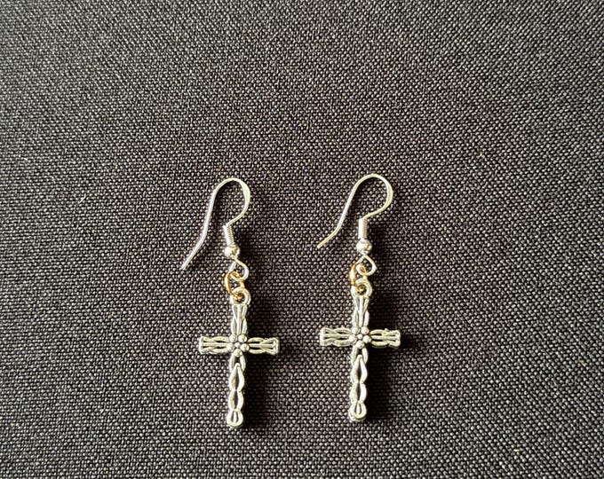 Golden hour- notted cross earrings