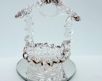 Vintage Spun Glass Wishing Well on Mirror | Crystal Style Decor with 22k Gold Accents | Elegant Glass Display